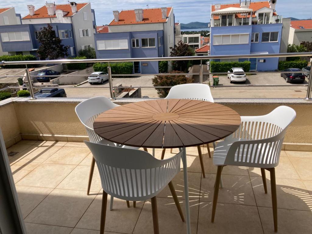 Deluxe Neli Apartments Zadar Ngoại thất bức ảnh